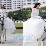 Cantiknya! Berpakaian Serba Putih Persis Pengantin Sambil Tunggang Kuda, Rita Nadira Buat Ramai Terpegun