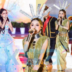 Buat Kemunculan Di China, Nyanyi Lagu Sumandak Sabah… Ramai Puji Bella Astillah – “She International! Rezeki Melimpah Ruah”